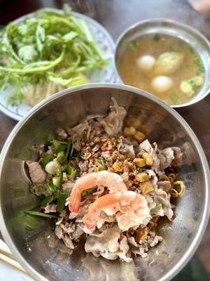 Dai Mì Nam Vang (dry version)- tapioca & egg noodle, sliced pork belly, ground pork, shrimp, fish cake, quail eggs & house sauce.  - Yum!