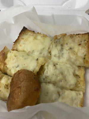 Garlic bread with cheese