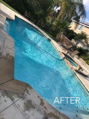 After a gentle chlorine wash we were able to make this pool and spa in Yorba Linda sparkle again!