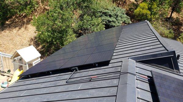 Silverline Solar  is in the top 10 list of Silicon Valley solar installers, and ranks in the top 1% in the state for the amount of solar.