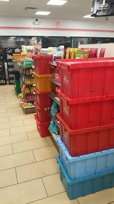 711 delivers to all of its stores every night with fresh product in these containers