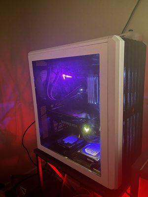 Gaming pc  fully running