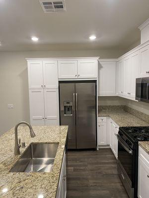 Move-out/move-in clean kitchen