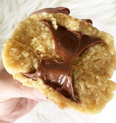 nutella stuffed cookie