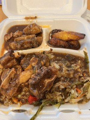 Oxtails, cabbage & plantains