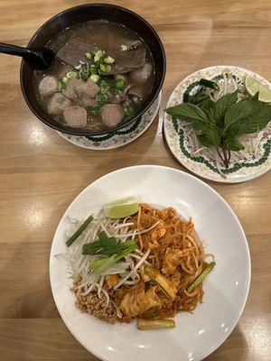 Pho, chicken Pad Thai