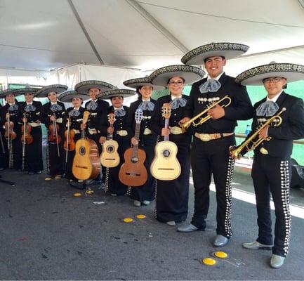 Mariachi Nueva Luz