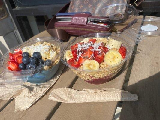 The Ocean Bowl to the left and the Berry Pitaya to the right!