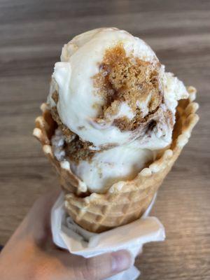 Cinnamon oatmeal caramel cookie ice cream with waffle cone, size small