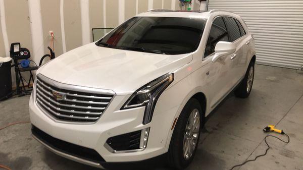 2018 Cadillac XT5 
Windshield tinted with SunTek Carbon CXP 40%