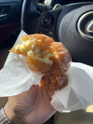 Cinnamon glazed twist donut... BRUH