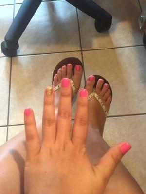 I came on vacation here from Florida. I found the nail salon on Yelp. I loved my nails! Also, they take their time and very friendly!!