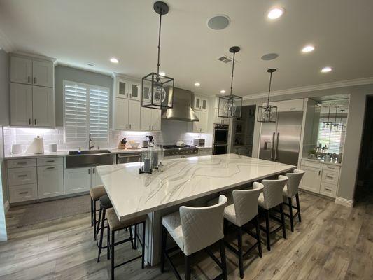 Modern Kitchen Remodel, Square Pendant Lights, LED Recessed Lights