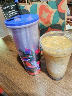 @SB Coffee Target Kailua; 12/20/2023 Enjoying my *Shaken Expresso Brn Sgr*, less 2 Expresso Shots pls, it's SO good!Bought a SB Cup, 50% oFF