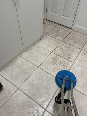 Tile & grout cleaning