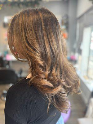 Balayage, highlights,toner,glaze,haircut, layers, face frame, blowout, beach curls