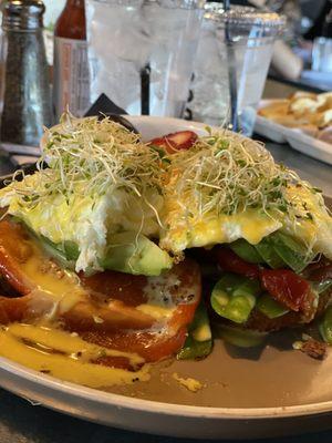 Smokes Veggie Benedict