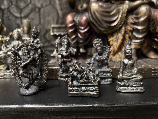 Deity statues