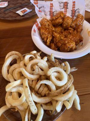 Hooters Style Original Wings and Curley Q French Fries