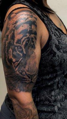 Eye of the tiger! Done in 1 session, bng tiger.