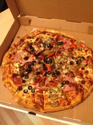 Deluxe Pizza