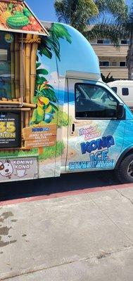 Beautiful Kona ice truck