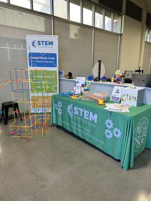 STEM Center USA