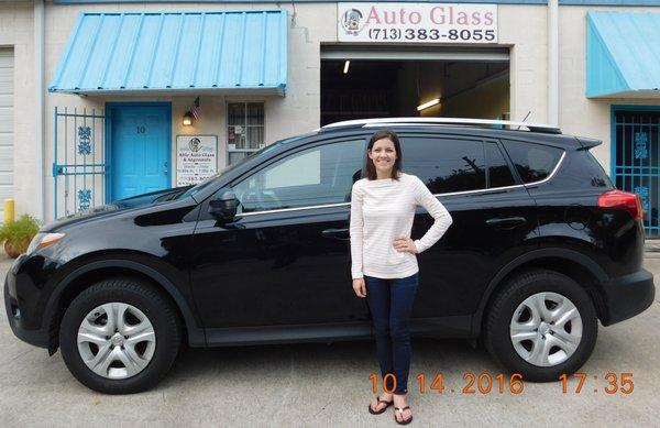 Leidy A. Vicuna had her 2015 Toyota Rav 4 front right passenger door glass broken out recently. We replaced it today with a #Smile