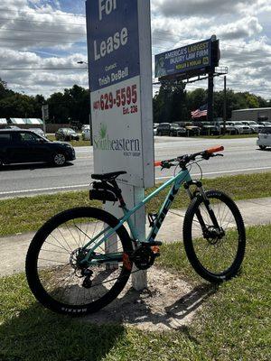 No bike parking so I had to lock up on this sign. Outside photo.