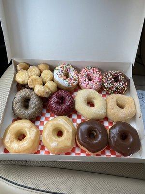 Glazed Donut. Chocolate  Apple Fritter ( covered by donut holes) Blueberry Cake ,Red Velvet Cake