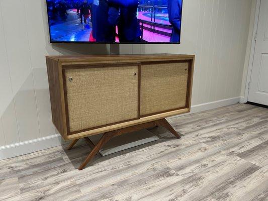 Credenza in mixed woods