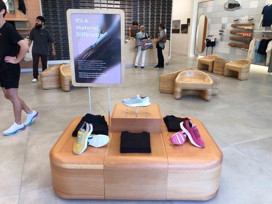 Display of Allbirds new running shoe: Tree Flyer