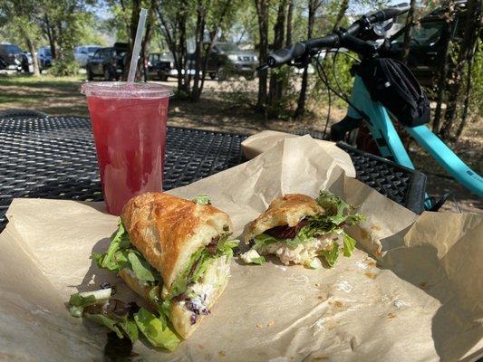 Waldorf sandwich with Hibiscus Lemonade