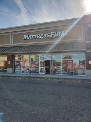 Mattress Firm North Bergen, NJ 07047