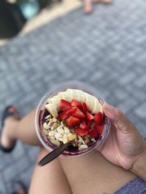 Sponger acai bowl