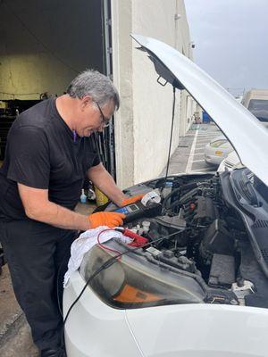 Phil doing a battery diagnostic test.