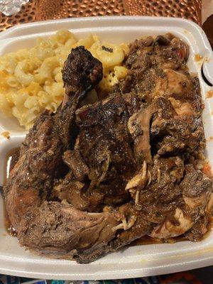 Jamaican jerk chicken and Mac N cheese. This was so good!!!!!