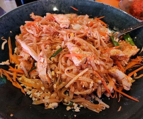 Pad Thai with Chicken