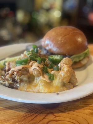 Big Bleu Burger (no tomatoes) & Smokey Oaks Tavern Dirty Tots