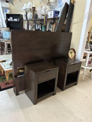 Contempory Full Size Bedroom set featuring a Full size bedframe and two Nightstands Sold for $139!