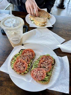 Avocado Toast and Tomato