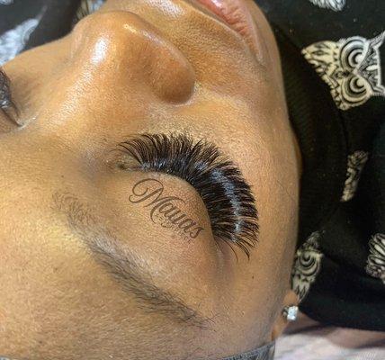 Volume lashes