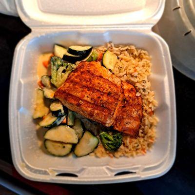 Pineapple Salmon, rice & veggies. Delish.