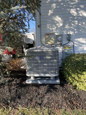 Carrier performance 16SEER Heat pump