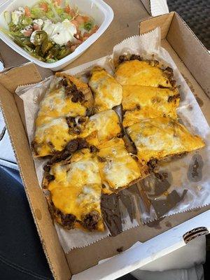 Beef nachos