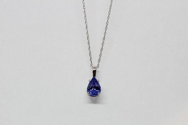 tanzanite pendant