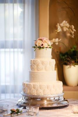 our gorgeous & delicious wedding cake made by Creative Cakes OC. it came out exactly like the photo I showed them.