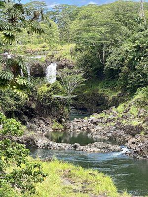 06.04.21 Pe'epe'e Falls and the Boiling Pots