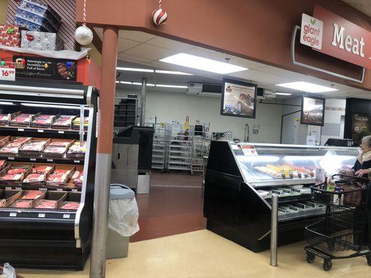 Meat Department st Ashtabula Giant Eagle