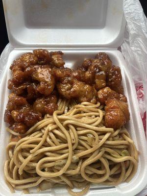 Orange chicken and chow main!!!